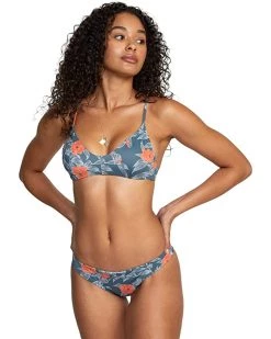 RVCA Swimwear Women's Standard Cross Back Swimsuit Bikini Top -RVCA Shop 71HI1A9SbBL. AC SR736920